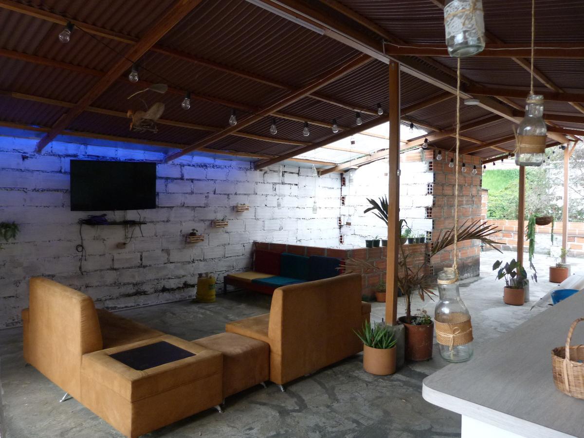 Hostel El Descanso Donde Sara Medellín Exterior foto